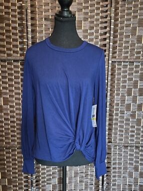 Karen Kane Navy Long-Sleeve Twist Front Tee